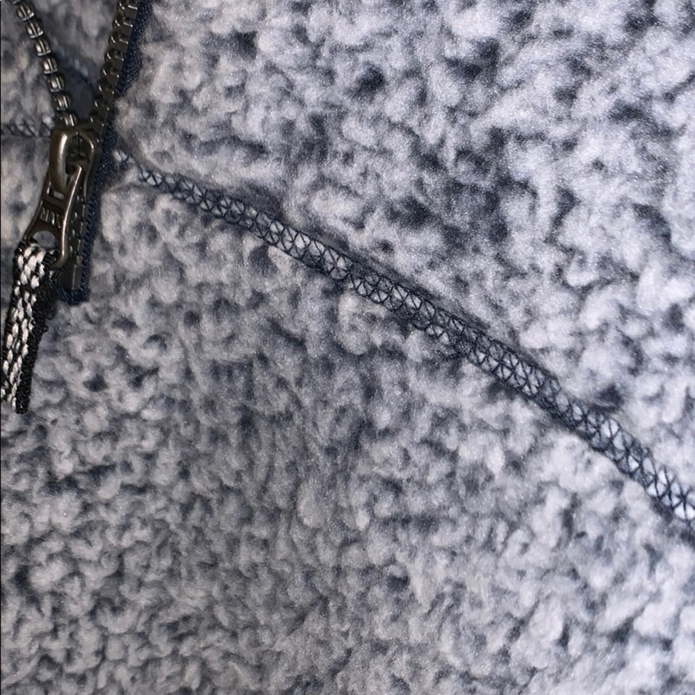 Sherpa pullover - Picture 2 of 2